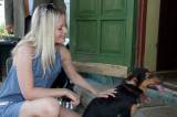 IMG_1450: Kateřina Klasnová na návštěvě psího útulku v Kutné Hoře