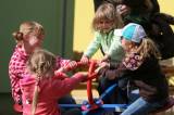 IMG_3300: Mateřská škola Pohádka otevřela dětem novou zahradu