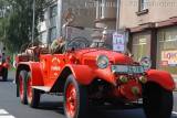 DSC_3466: Historičtí krasavci jednotek dobrovolných hasičů oslnili před Jezuitskou kolejí v Kutné Hoře