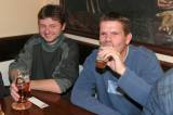 IMG_9460: Uzenou kýtu za vítězství v karetním turnaji "Prší" si odnesl Vladimír Sudek