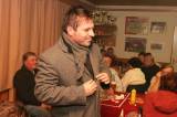 IMG_0597: V Malešově se fotbalisté v pátek rozloučili se svým předsedou Josefem Klečákem