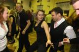 5G6H0905: Paběnický sportovní ples rozproudily svým předtančením chotusické ženy