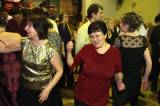 5G6H1062: Paběnický sportovní ples rozproudily svým předtančením chotusické ženy