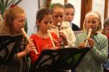 5G6H3572: Žáci Marcely Radoměřské potěšili své rodiče a příbuzné třídním koncertem