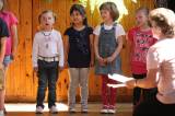 5G6H0373: Hlízovské děti v neděli potěšily své maminky písničkami a básničkami