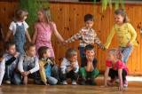 5G6H0398: Hlízovské děti v neděli potěšily své maminky písničkami a básničkami