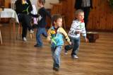 5G6H0415: Hlízovské děti v neděli potěšily své maminky písničkami a básničkami