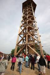 5G6H2921: Unikátní dřevěná rozhledna "Bohdanka" v sobotu začala sloužit veřejnosti