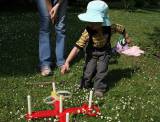 img_2477: Děti se vyřádily při soutěžích a hrách na zahradě kláštera svaté Voršily