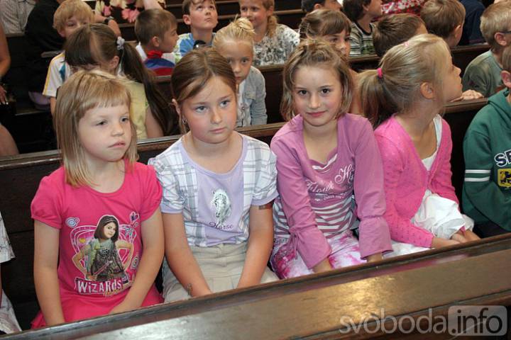 Prvňáčci z kutnohorských základních škol byli slavnostně pasováni na čtenáře