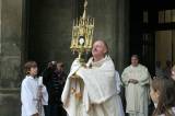 IMG_5915: Vzácná Sedlecká monstrance se slavnostně vrátila do katedrály Nanebevzetí Panny Marie