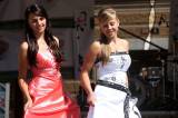 5G6H7079: Dívky z Miss Čáslavska vystoupily v rámci doprovodného programu soutěže veteránů