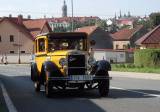 IMG_9730: Historická vozidla okouzlila Kutnou Horu, závody veteránů pokračují v neděli