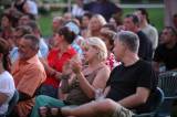 5G6H8302: Video: Bluesové publikum v zahradě kláštera sv. Voršily v pátek potěšil David Evans